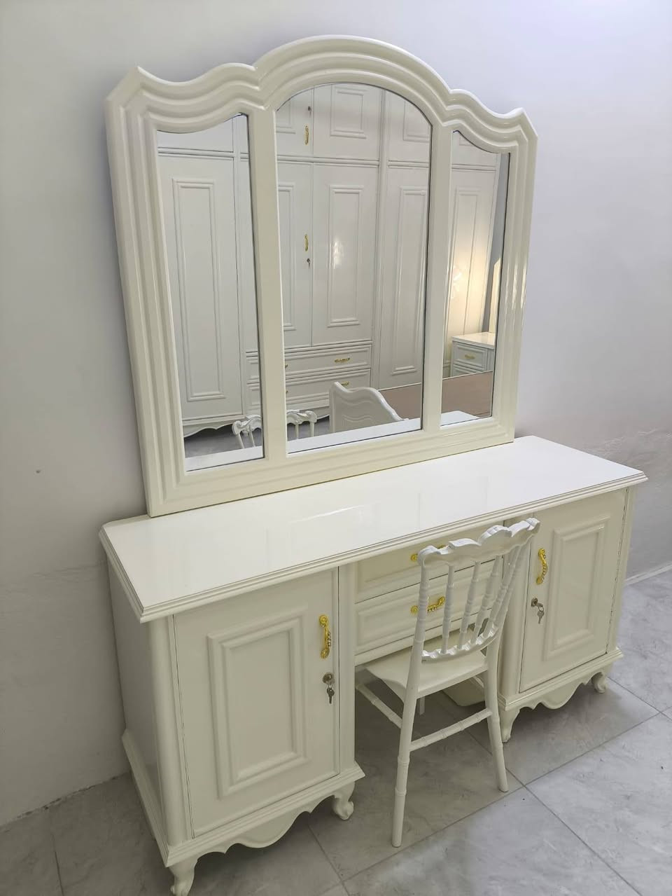 بسم الله الرحمن الرحيم  معمل نجاره حسنين الموسوي لكافه اعمال نجاره راقيه ومتانه  مدي الحياه  شغل راقي واسعارنه جيدا ومناسبه ماعليك فقط واتساب ***********
