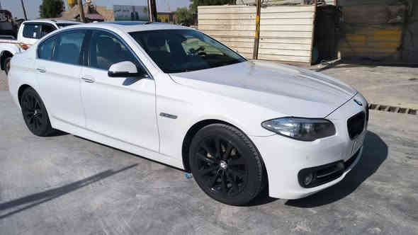 BMW 2016 (528) وكالة عروش
سياره فول فول مواصفات
 حساسات خلفي امامي
 5 كامرات
داخل لونين
برده خلفي + جانبيات
ميموري تخزين
بيها 4 قطع صبغ بدون معجون أثر شخط
بدون دواخل شرط
محرك 4 سلندر دبل تيربو
رقم سليمانيه بأسمي 
السعر 185$
***********
