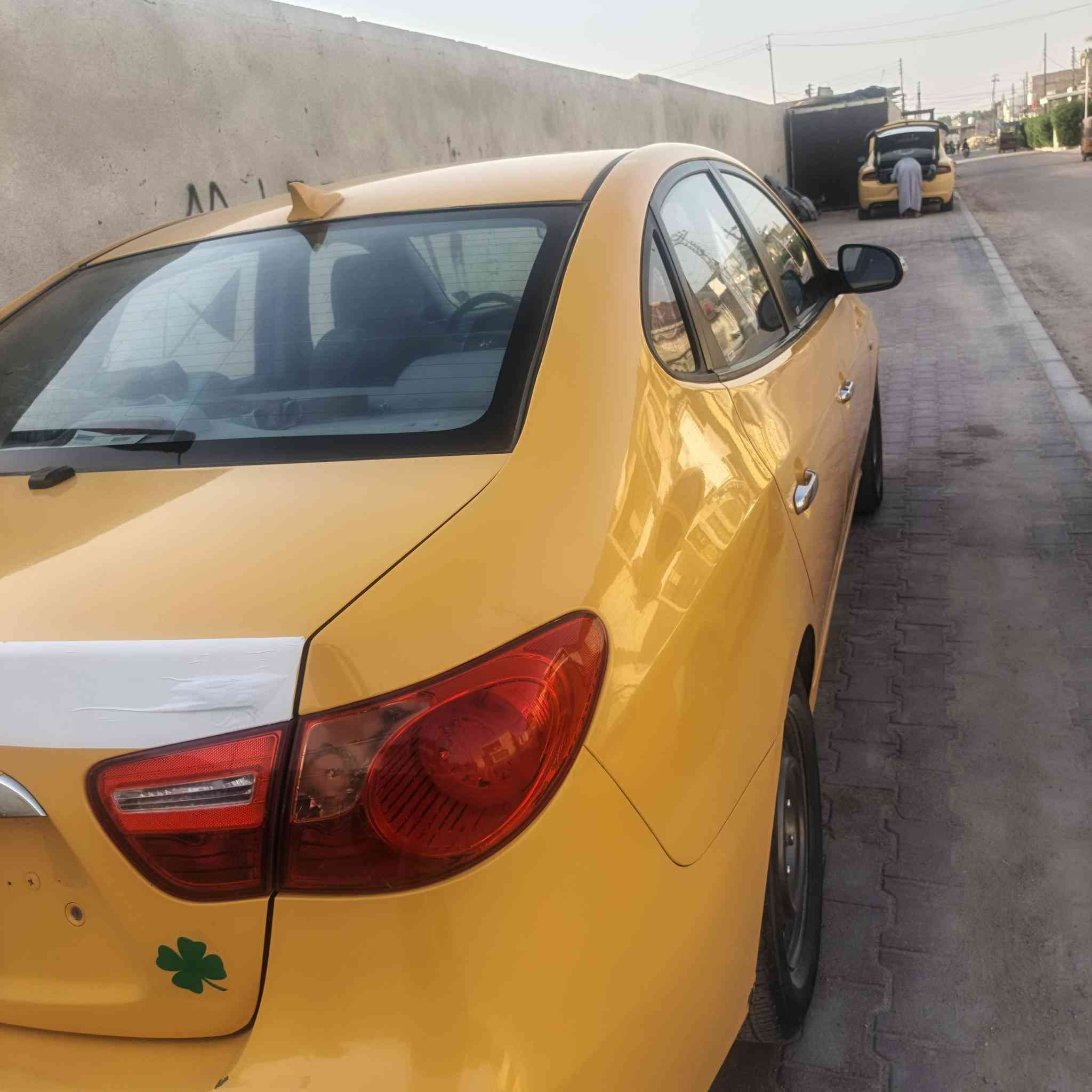 التفاصيل داخل المشور
