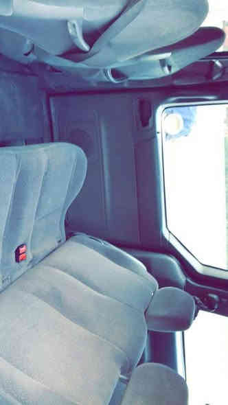 للبيع وندستار 2002 رقم اربيل سنويه ساقطه وكاله فقط يسويهه الك ابو اربيل تبريد شغال مسجل شاشه كلشي شغال بيهه محرك بلاد 2800 عوزهه شريط ستيرن وبلنص تايرات مكاني بغداد بنيدهه طافي يرجع بس كلير ب 25 الف سعر 37 تلفوني *********** واتساب فقط
