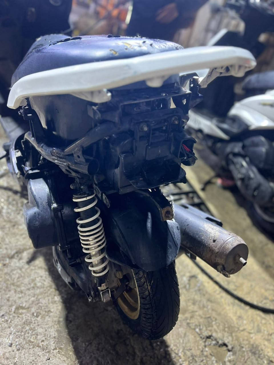 السلام عليكم سكنس فحل طلاعات نوزل خطين بيه تزويد بصيط شلعة معدل  مامفتوحة سعر 500
مكاني بغداد حي اور او مدينة ***********رقمي
