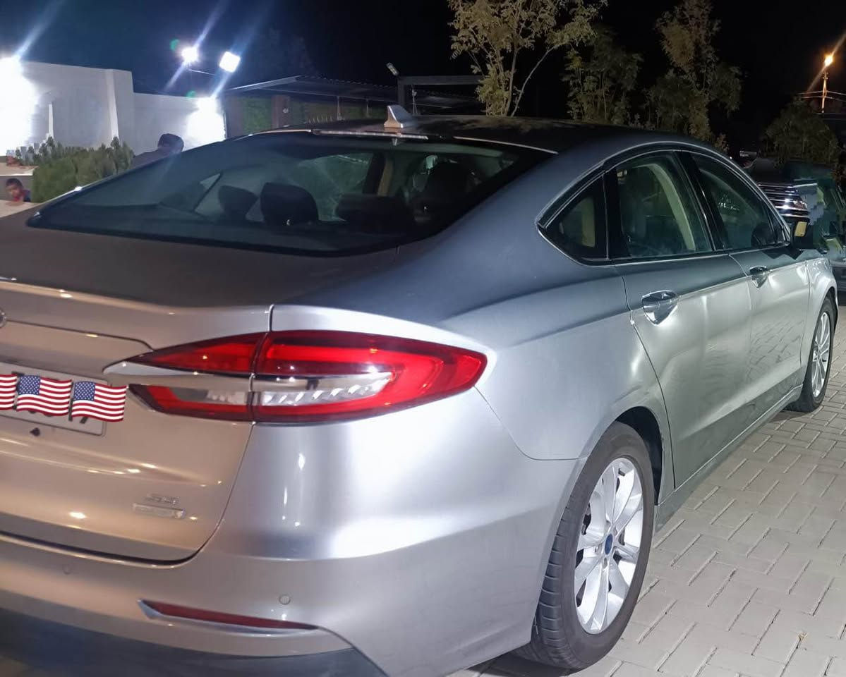 فۆرد فیوژن se
ford fusion 2020
***********
***********
مۆدیلی ٢٠٢٠
سەیارەکە زۆر جاهیزە هەموو گیانی
مواسەفاتی ٣ شاشە
شاشە گەورە
خەتی جادە
رادار
کامیرا
تەحەکومی سەر سوکان
زۆر مواسەفاتی تر
کوشن کارەبای
گێر و مەکینە بەشەرتە
تەنها ٤١ هەزار رۆشتوە
وەک بۆیاخ  بەبێ ناوگرتن و تەنها پەمپ 
١ جەمەلەخ و ٢ دەرگا بەس پەمپە
مەکینە ١٥ تۆربۆ و گێر ماوس
بۆ زانیاری زیاتر پەیوەندی بکەن السليمانية, العراق

