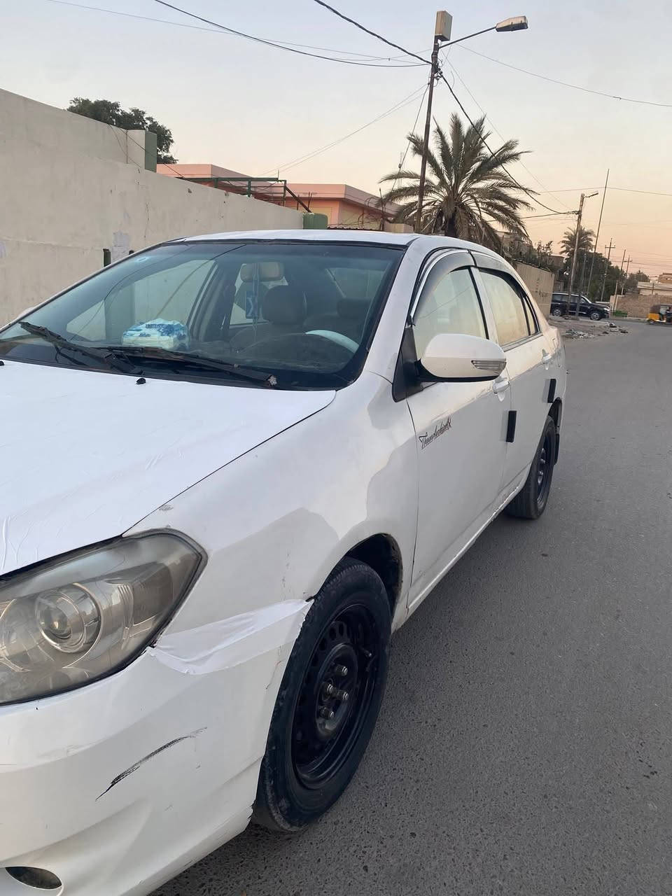 سلام عليكم للبيع او مراوس بي واي دي 2012بصمه كير أوتوماتيك كير جديد قبل اسبوع شاده مكينه خير من الله صدر شاده جديد تبريد ثلج السياره فتحه بالسقف كشنات جلد شاشه السعر 52 مكاني بغداد مدينه آلصدر رقمي ***********
