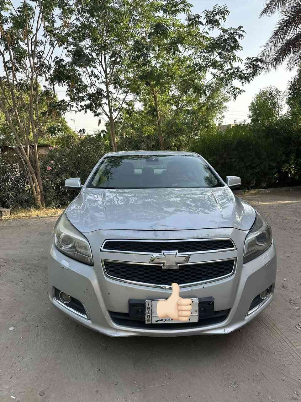 ماليبو ٢٠١٣ خليجي
محرك ٢٤٠٠ 
مواصفات LTZ
فتحة 
شاشة كبيرة
قاصة
كراسي كهرباء جلد وقماش
لايت زنون عدسة ترحيب
هاند بريك بصمة
حساسات خلفية
كاميرا خلفية
تحكمات ستيرن
مثبت سرعة

باب السايق مبدل ومصبوغ
جاملغ السايق مبدل نفس اللون
باب خلف الراكب مبدل نفس اللون
صبغ وتعديل بسيط بالجاملغ خلف الراكب
باب خلف السائق معدل بارد شي بسيط

السعر ٩٥ وبي مجال

مكان السيارة بغداد

***********
