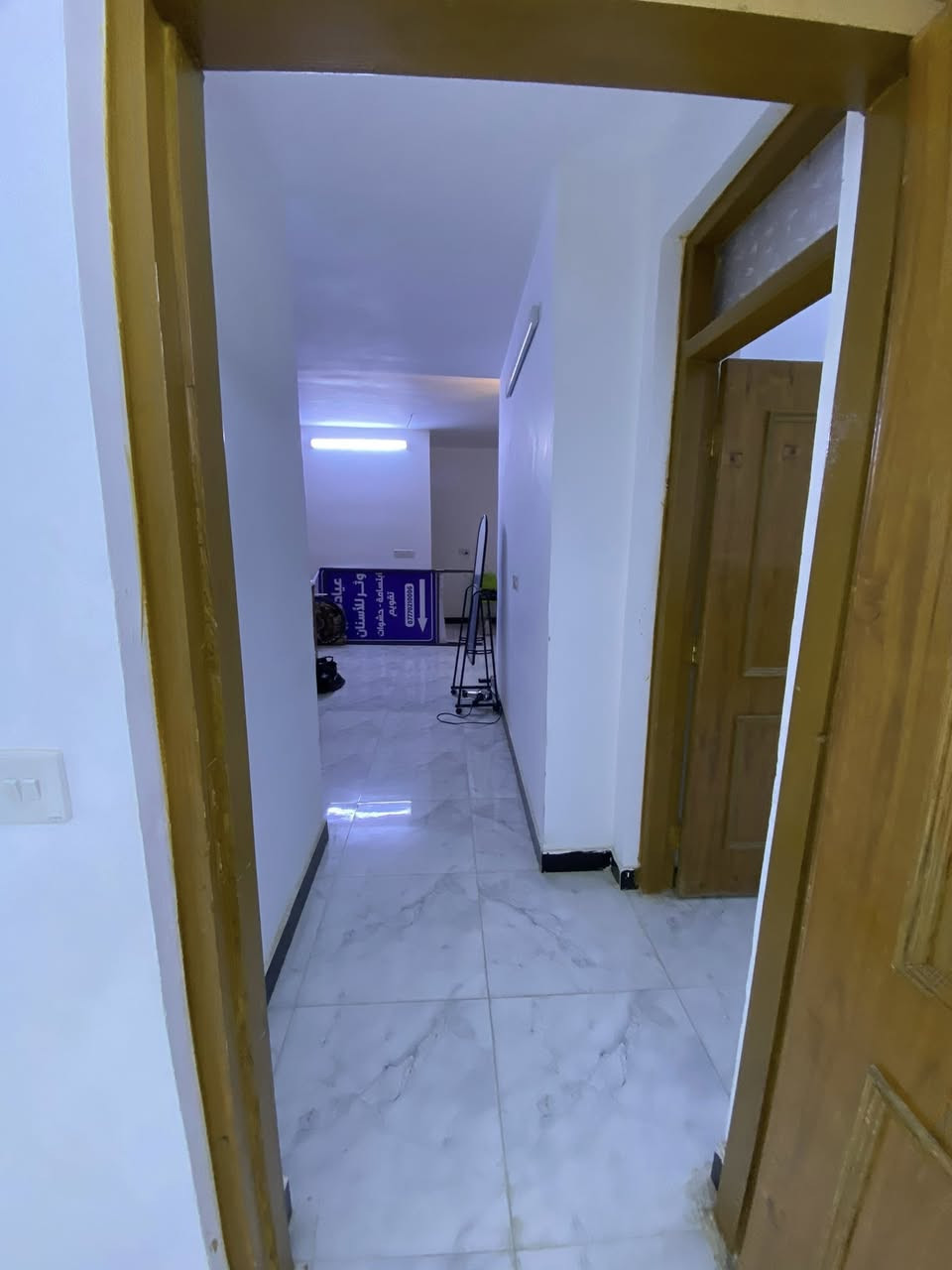 غرفه داخل عياده في خدمي المطار مجاوركليه المشرق  تصلح مكتب ايجاره ٣٠٠ للاسفسار***********
