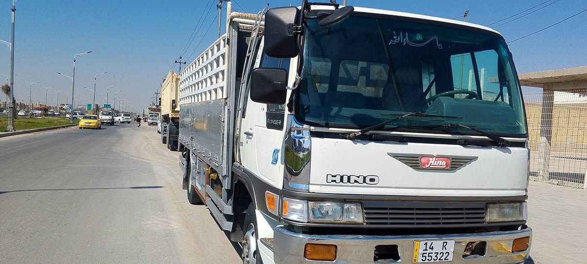 هينوا طيره مديل  ٩٥ رقم بصره  انكليزي ٧٠سوبر تخم تاير جديد الطول سته  متر سياره  جاهزه  السعر ١٥٠وبيه مجال اتصل ***********
