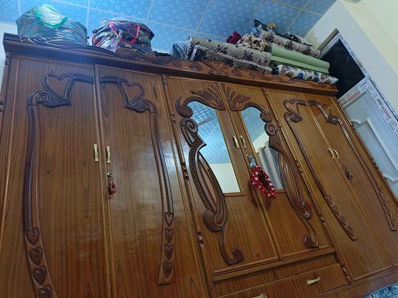 غرفه عراقيه نظافه فول قاط واحد العنوان ديالى بعقوبه كاطون الرحمه قرب افران دبي واتس ***********
ايظن مستعدون لشراء جميع الاثاث المنزلي ونعمل بنظام مرواس
