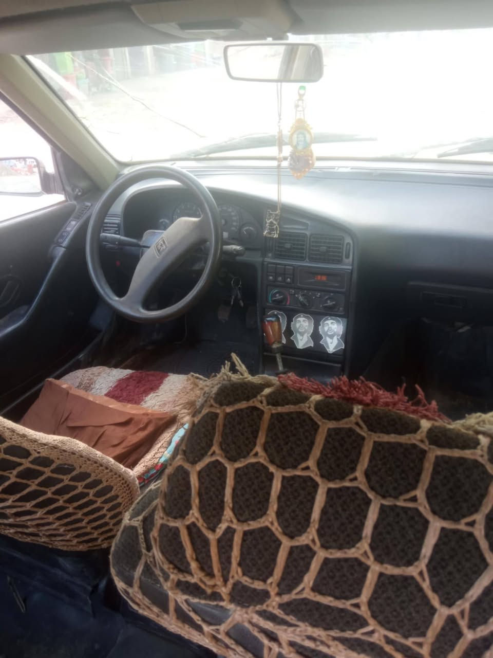 سلام عليكم بيجو روا للبيع رقم بابل
راعيه موجود يحول مكينه وكير وكسل جدد 
مكاني بابل حله السعر 17 وبيه مجال مامتواجد عل فيس الي شراي يتصل ***********
