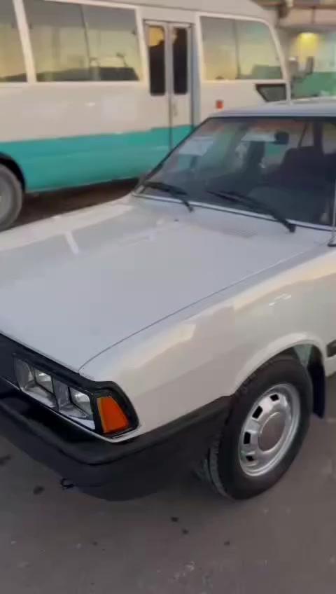 السلام عليكم برازيلي بيه جاملغ خلفي فقط صبغ مكينه ١٨٠٠ كير ٤ نمر مو٥ نمر تبريد تدفئه حداديه كهربائيات سنويه الحد ٢٠٢٧ سنويه بسمنه ترايه وين ميعجبك بيع او مراوس حسب القناعه مكان السياره بغداد الكريعات رقم تليفون *********** غير متواجد ع فيس
