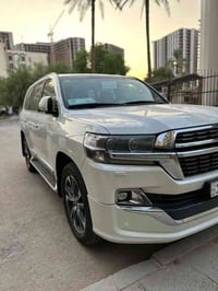 لاندكروز مودل 20بسمي ماشيه 99الف ابريم اصل بيه نص دعاميه صبغ وبارد كد ...