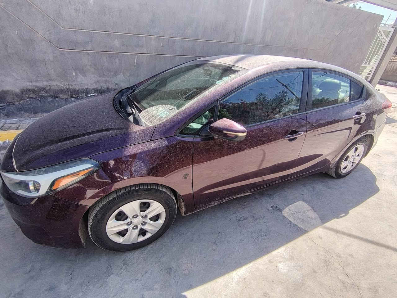 السلام عليكم كية فورتي موديل ٢٠١٨ ضررهة چاملغ ايمن  بدون دواخل وبدون أيرباك رقم أربيل مواصفات السيارة شاشة چبيرة تحكم استيرن ماشية ١٠٣ حقيقي تخم تاير حدادية جديدة تبريد ثلج مكينة ما مفتوحة السعر ١٢٣ بيعة مجال مكان السيارة بابل المسيب ***********
