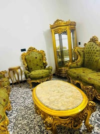 تخم مصري دمياطي ١٠مقعد معى فاترينه وسيت طبلات نضافه ٨٠/١٠٠مكان مدينت ا...