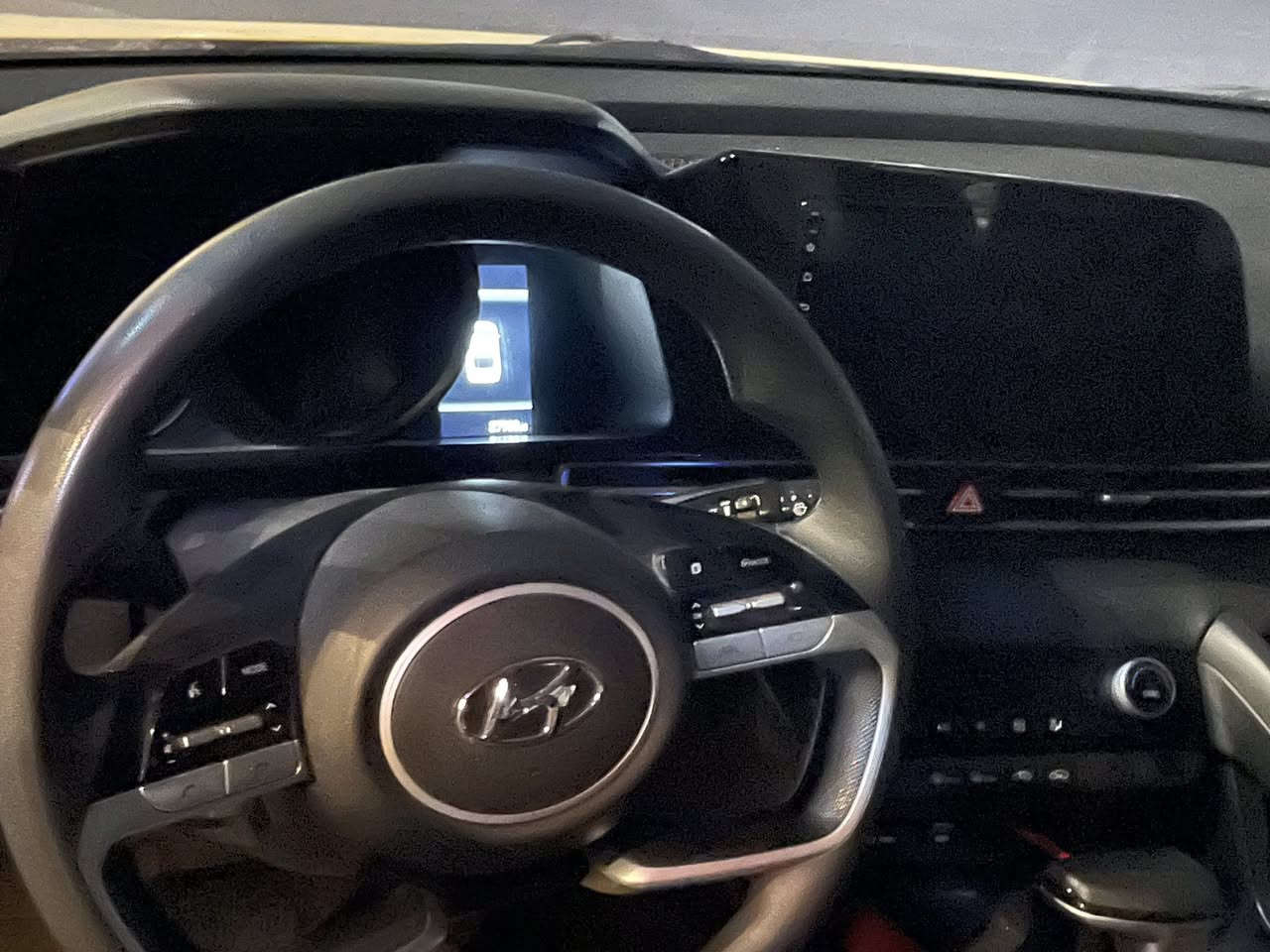 النترا وارد امريكي حادث جاملغ وبنيد مبدل بجم كبس راديتر محرك وراديتر تبريد وبنده بلاد ماشيه 28 فول عده الفتحه والكشنات السياره جديده بمعنه الكلمه عنوان بغداد السعر 150 $ وبيهه مجال موديل 23 السياره منضومه غاز جديده رقم ***********
