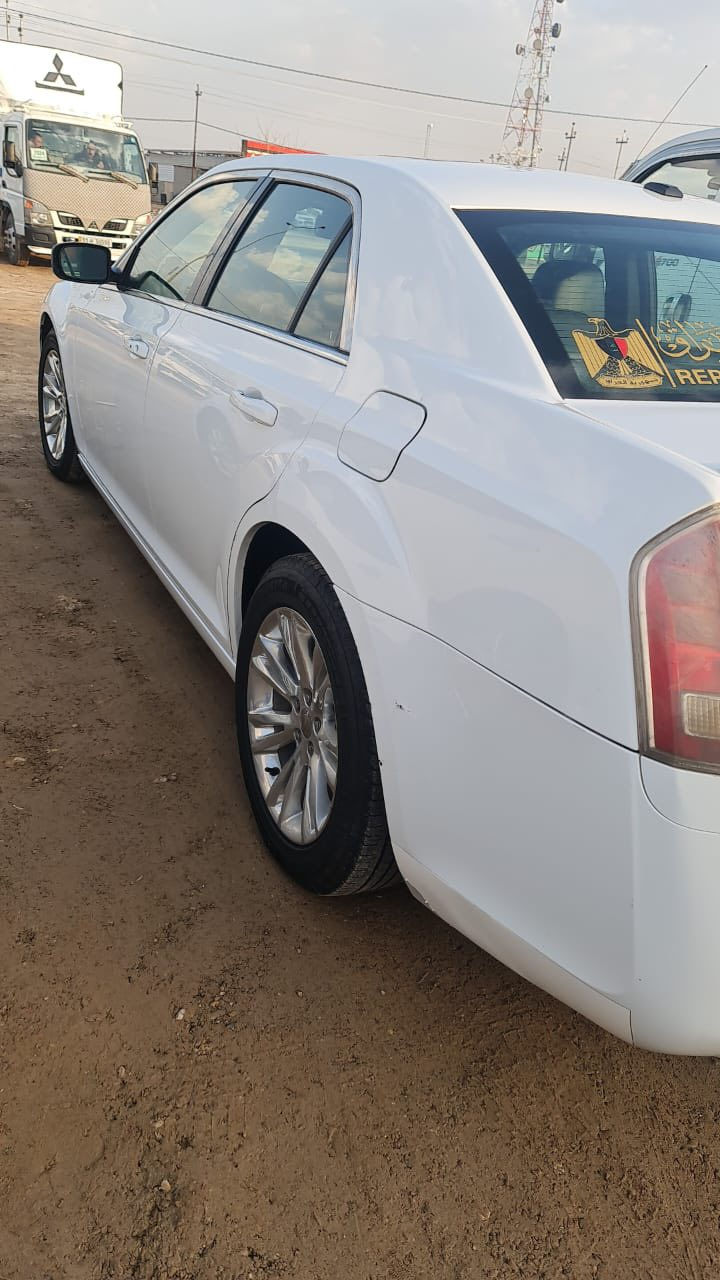 للبيع
اوباما كرايسلر
موديل 2012
خزن ميموري
متد فول مواصفات
رقم اربيل
كشنات تدفئه تبريد
كلاص حار بارد
حساسات اماميه خلفيه
ماشيه 160m

***********
