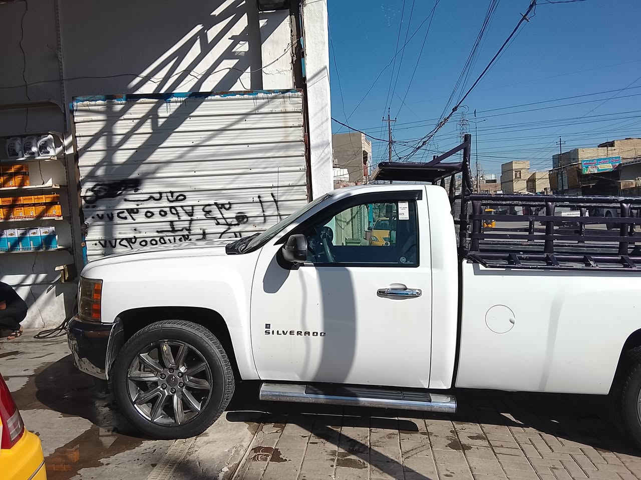 شوفر 2012رقم انكليزي بسمي مكينه6سلندر ***********
