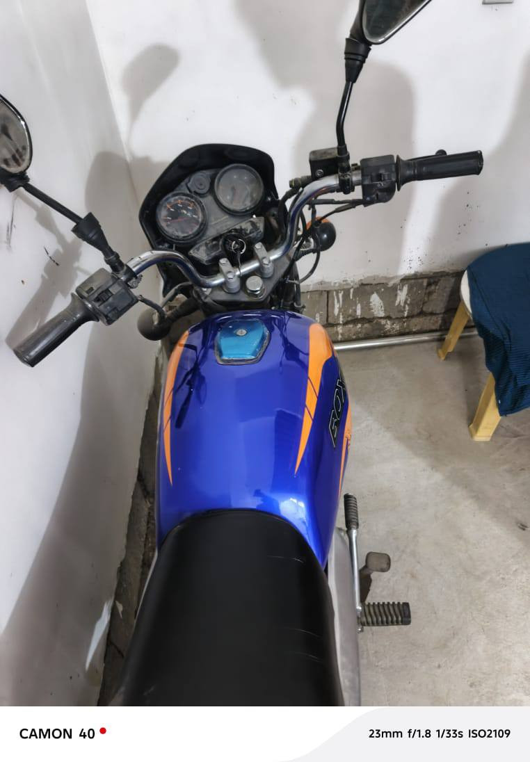 سلام عليكم
دراجه بوكسر 
موديل 2020
دراجه مكفوله كلشي  
كهربايات كامله 
شغاله 
تخم تاير جديد 
السعر مليون و ربع بيه مجال 
*********** بي واتساب
