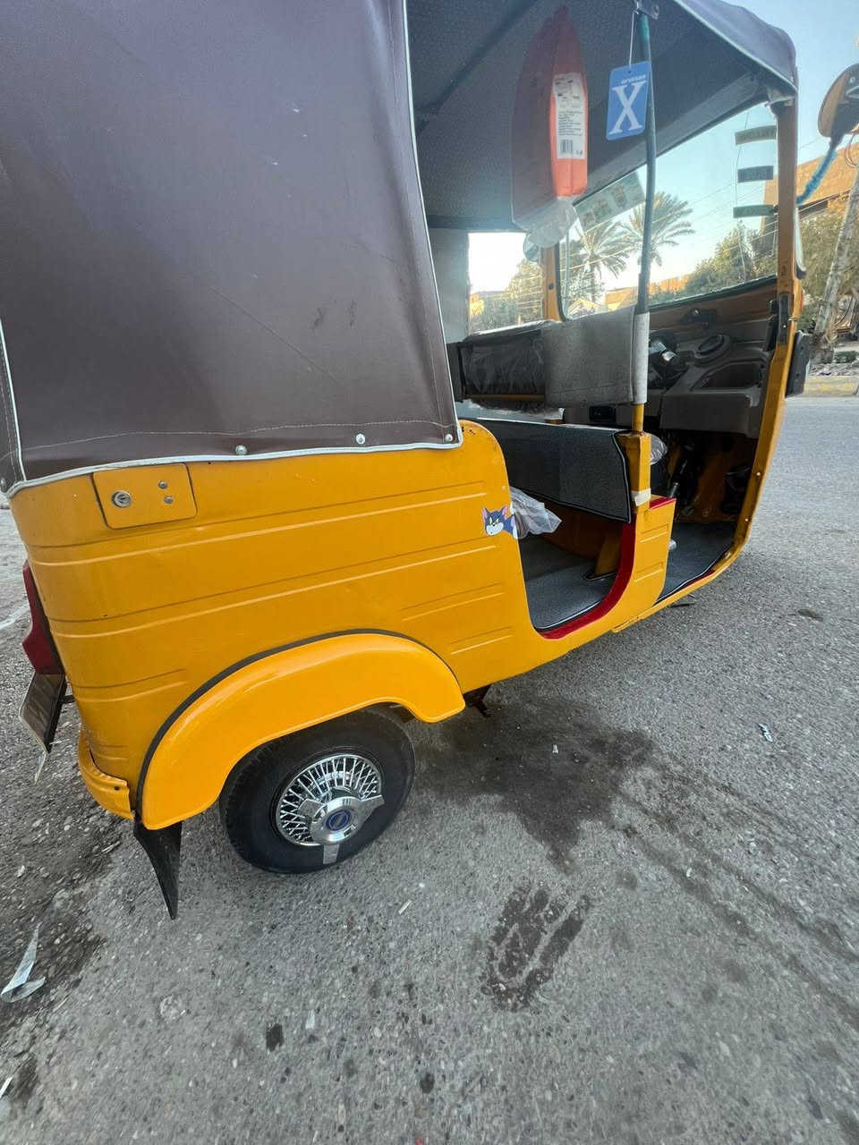 تكتك موديل اللبيع 2019رقم وسنويه رقم بغداد رقم نكليزي بسم صاحبي مكاني ديالى المفرك السعر 5/950
وبيها مجال حك الجيه 
***********
