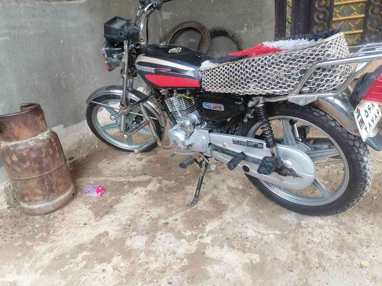 سلام عليكم دراجه سيفان موديل ٢٠٢١اوراق كامله ما نقصه مكان الدراجه بابل المحاويل *********** السعر ٣٧٥وبيه مجال بصيط
