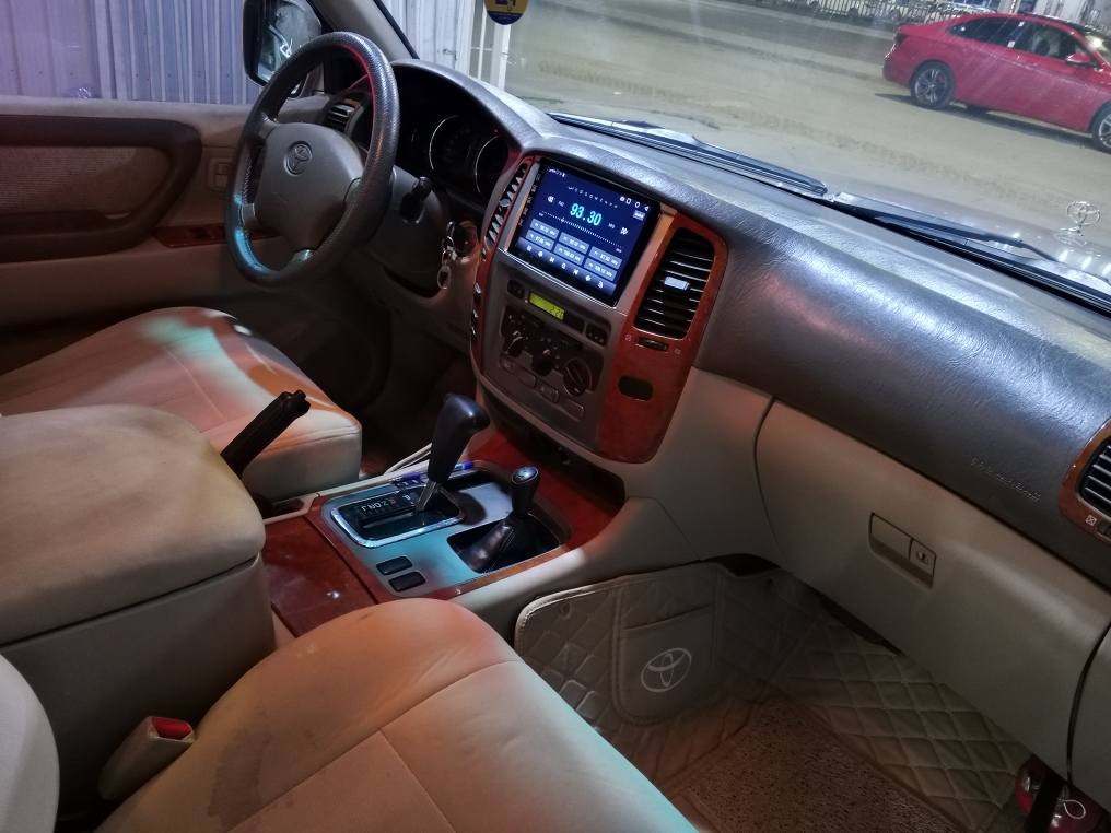 لاند گروز GXR2005 ئوتوماتيك تحويل أصل بدون صبوغ سياره ماشي 218 الف ***********//*********** كركوك, العراق
