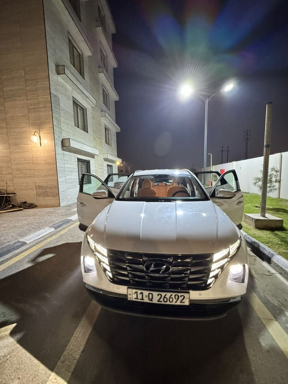 من رخصة اصحاب الكروب 

السلام عليكم اخوان 
توكسان 2024خليجي كفاله عامةة عدا بارد صغير بل صندوك السياره جديده وبعدها بضمان الوكالة ماشية 17 الف مال بيت وممتعوبه السياره تجي وتشوف بعينك وسعرها كلش مناسب مستعجل عله بيعتها لان عندي ظرف عارضها ب 220 وبيها مجال حك الجية السياره بسمي واحولك ثاني يوم مكاني بغداد الزعفرانية 

***********
