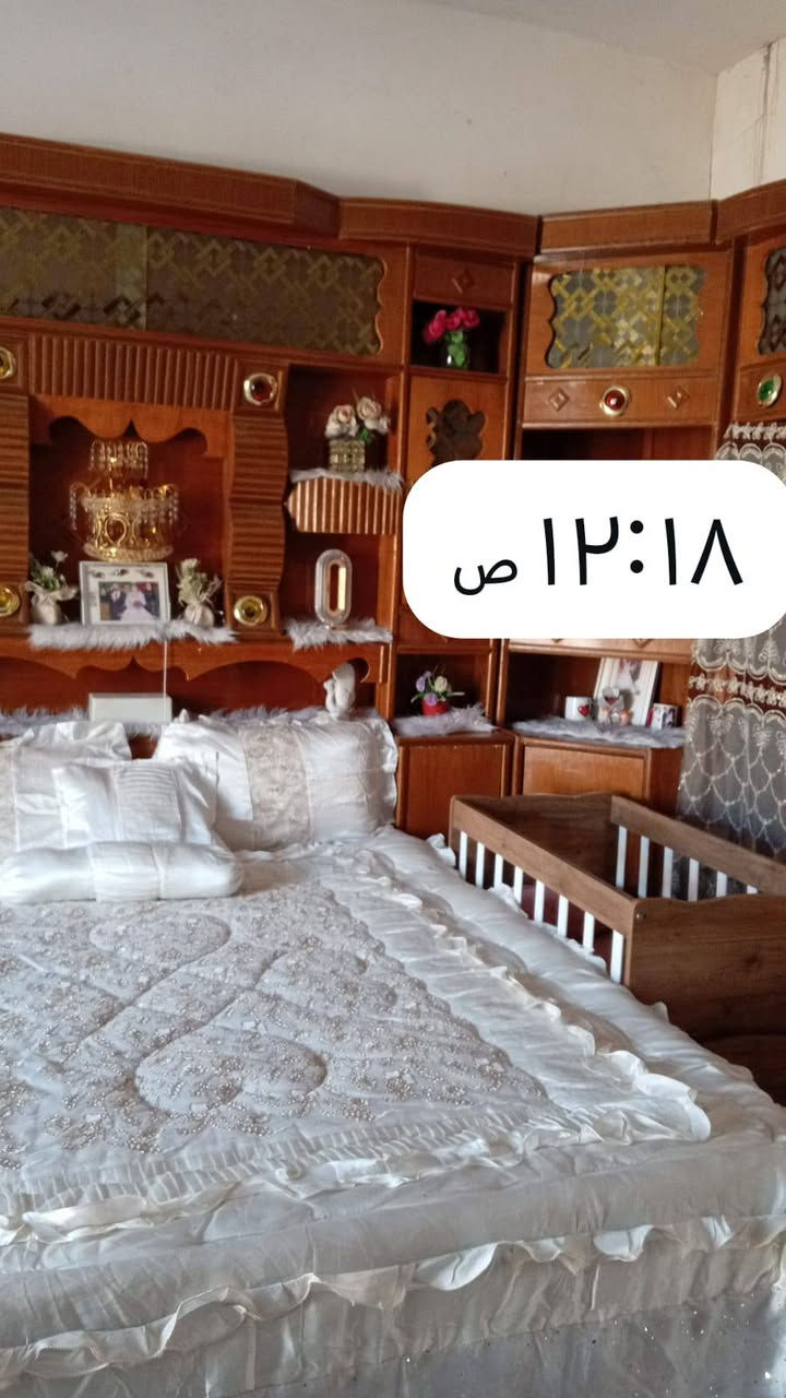 غرفه للبيع ٨٠٠وبيه مجال وميز طعام وبرده


**إذا كنت صاحب هذا الإعلان وتريد حذفه لأي سبب، رجاءا أرسل رسالة إلى الدعم الفني**