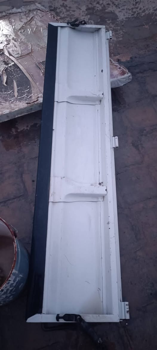 صفاحيات وباب كيا نثيه الشكل الجديد موديل 2022
عنوان بابل مسيب 
السعر  400 بيهم مجال بسيط 
***********
