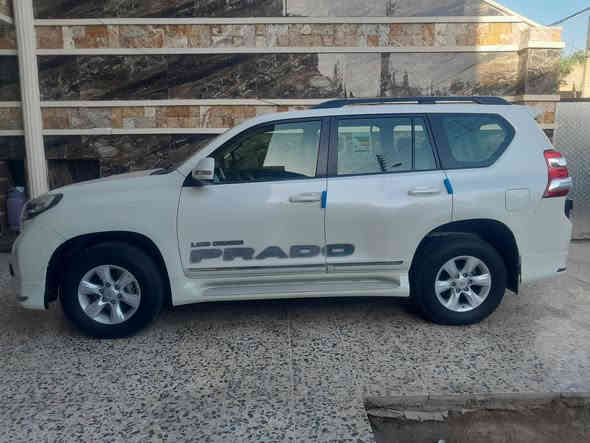 #برادوTXL  فول الفول ٦ سلندر. وكاله ساير العلامه الذهبيه
السلام عليكم 

بشرط بل حقيقه احله من صور. كلش جديد وبلعافيه على الي تكون من نصيبه 

كير مكينه حداديه تبريد. بلادي 

سيارا مالت جناي على ايد وحده

برادو موديل 2012 رقم بغداد مشروع وطني بسمي 

-مواصفات 

عداد كيلو متر ١٠٩ حقيقي وعلى الفحص 

١- على موصفات بل برادو موديل ١٢

٢-بصمه

جلد 

٣-فتحه

٤-ثلاجه

٥- مثبت سرعه 

٦- محرك ٦ سلندر4000

٨-كامره خلفيه

٩-مري شفط

١٠-تحكم ستيرن

١١-نظام تزحلق

١٢-حساسات

١٣-كشنات جلد

١٤-دفع رباعي

١٥-دبل تانكي

١٦-سبير تعليك   هوك سحب 

 كفاله. ماعدا  جزا من بأب سايق مقدار شبر  رشه صبغ فقط   بشرط   على اثر شخط خباثه وبارد مقدار اصبع بدون صبغ يم قبق البانزين 

اي ستفسار على رقم ***********  مكان سياره بغداد
