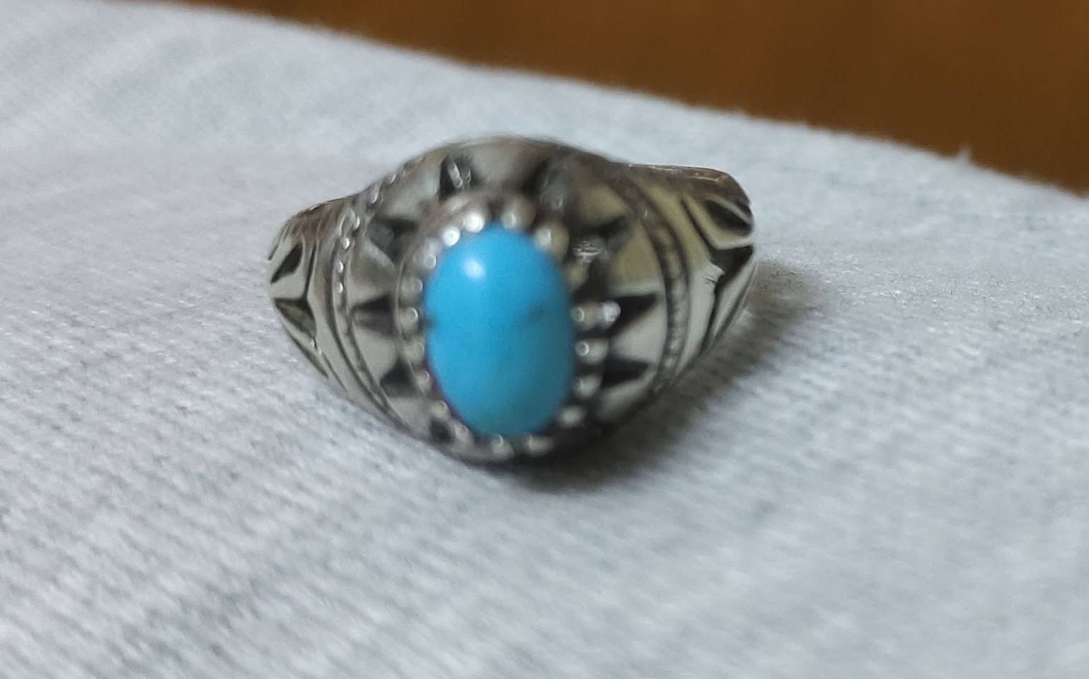 السلام عليكم ورحمة الله نيشابوري لبة للبيع السعر على الخاص


**إذا كنت صاحب هذا الإعلان وتريد حذفه لأي سبب، رجاءا أرسل رسالة إلى الدعم الفني**