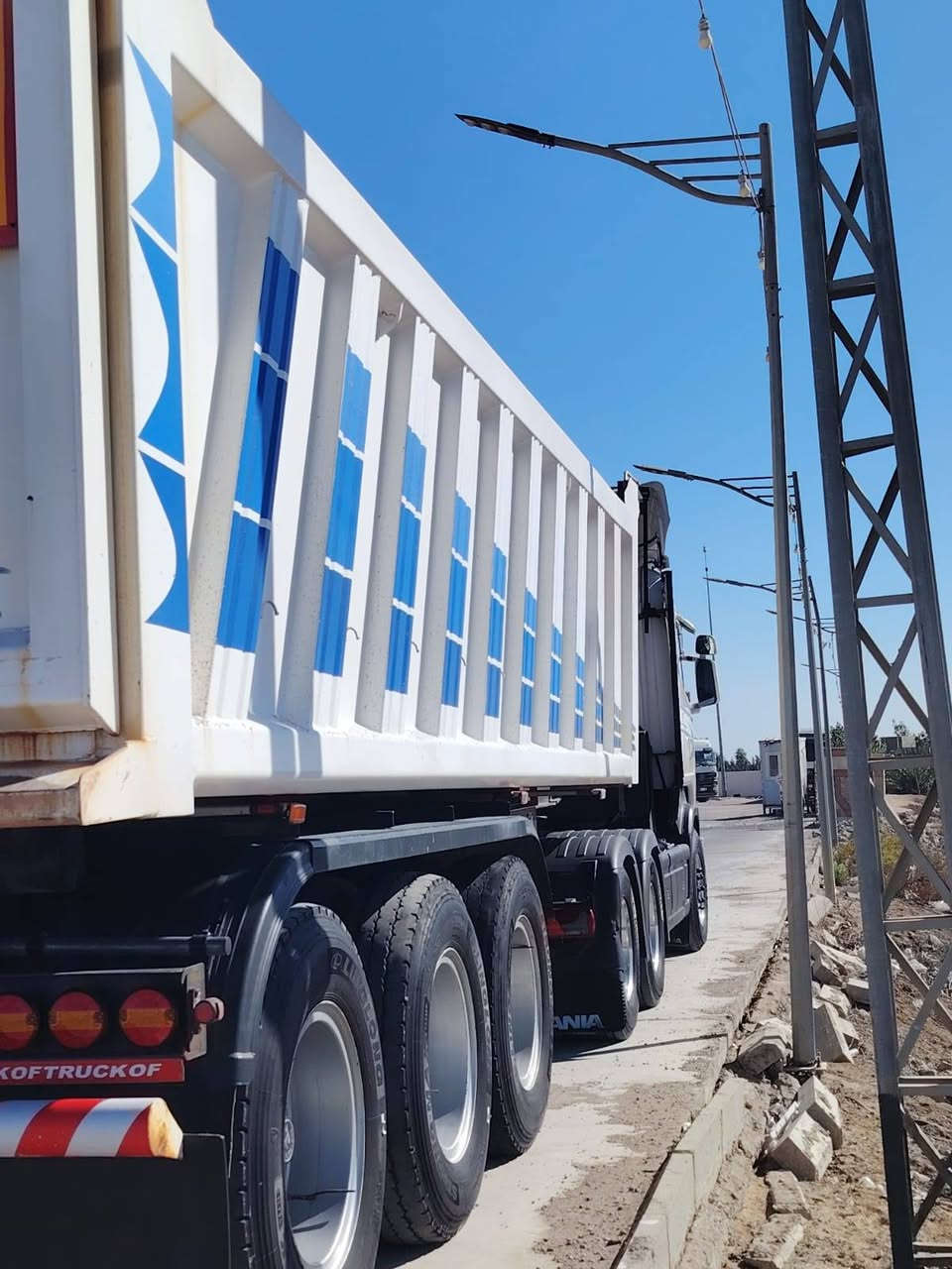 للبيع موديل 25 عبدالله جوهر
***********
