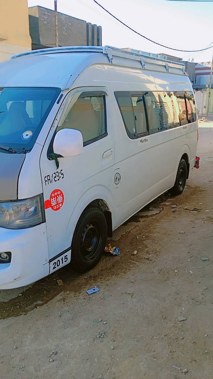 سلام عليكم  جنبي للبيع موديل 15 واسط نكرزي مصفره من كلشي مكفوله بس دواير باقي كفاله مكينه كير اكسل حداديه تبريد جاهزه من كلشي مدوشمه تنته وكاعيه وكشنات مراوح اضافيه سيبايه درع مكاني بابل مركز السعر 125 بيه مجال حق جيه ***********
