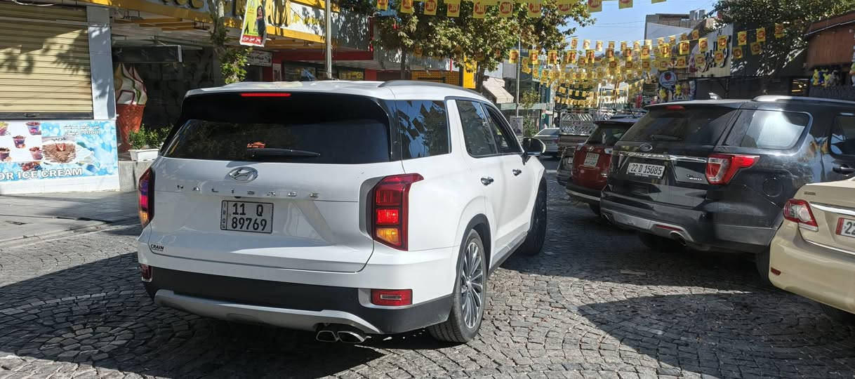 السلام عليكم هونداي بلاسايد 2022 رقم بغداد باسمي حادث فقط بنيد +حافه جاملغ وصور الحادث بلمنشور 
🔴 ماشيه 46الف 
🔴بصمه ابواب +تشغيل
🔴رادار امامي خلفي +جانبي
🔴حساس امامي خلفي
🔴شاشه 
🔴فتحه سقف 
🔴كشنات منفصل vib
🔴 تحديد مسار
🔴سايد بريك بصمه
🔴نضام توقف ذاتي
🔴محرك 6/3800 سلندر
🔴5وضعيات قياده
🔴تحكم ستيرن +شفتات
🔴برده جانبيه بلادي
🔴مثبت سرعه
🔴تبريد 3قطع
🔴🔴 سعر 273 بيه مجال قليل مكاني حله. *********** بيع او مراوس سبورتج
