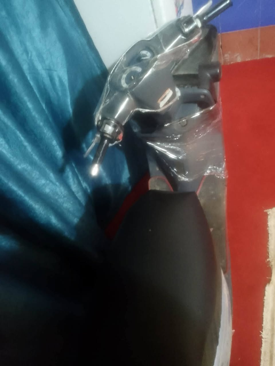 دراجة منغولي للبيع كلشي شغال بيهة رايدهة 300وبيهة مجال للشراي ***********
