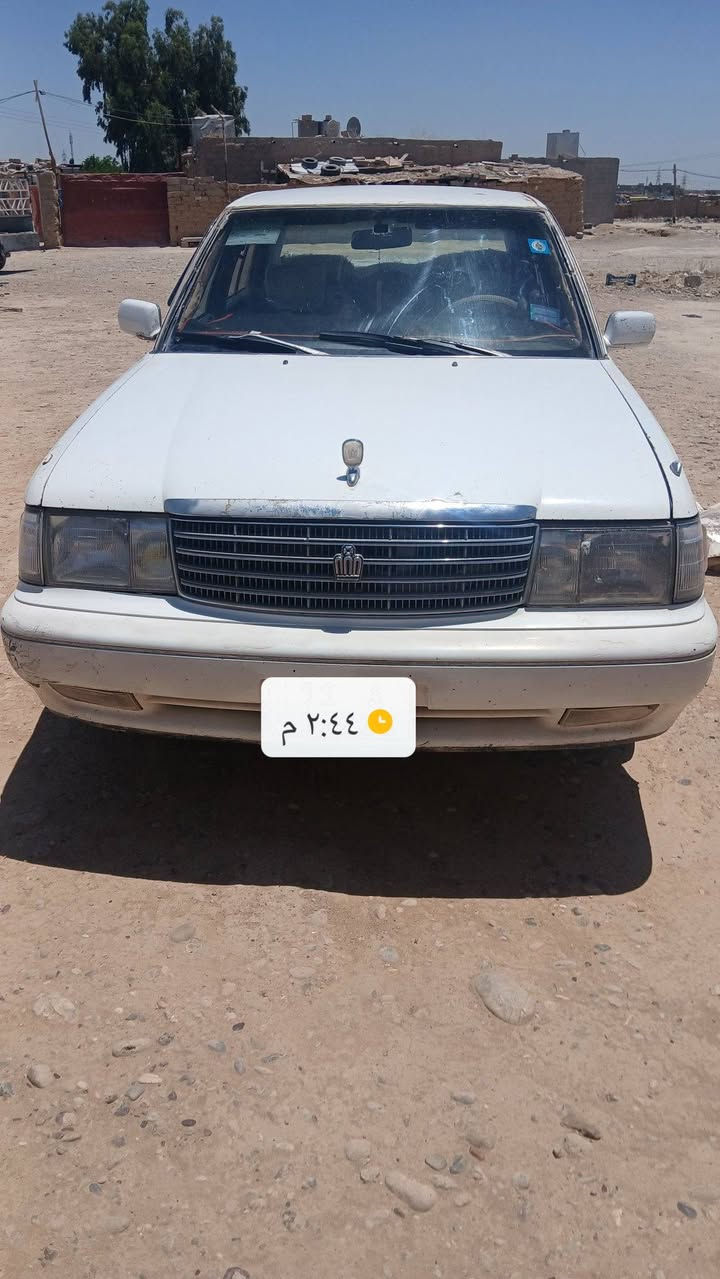 سلام عليكم ارنب كراون للبيع موديل 1994 رقم بغداد دولي باسمي سنويه 2032 كير و محرك بطه اوتوماتيك 2500شرط مكفول كهربائيات كلهاا شغاله السيارة مصبوغه عام مدعومه في الجانب اليمين و مصلحه السعر 50 المكان صلاح الدين تكريت 
للاستفسار الاتصال برقم 
***********
***********
