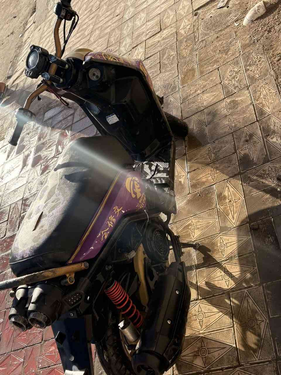 سكنس جبلي دراجه نضيفه ما مفتوحه نازله من وكاله زيتون قبل سنه مكينه نكره سلف وين ما تريد افحص مكينه ناعمه زوج توايل جددد كهربائيات كامله عوزه بس بداله  مكان ناصريه حي تضحيه وتساب *********** سعر ٩٠٠ وبيه مجال لشراي
