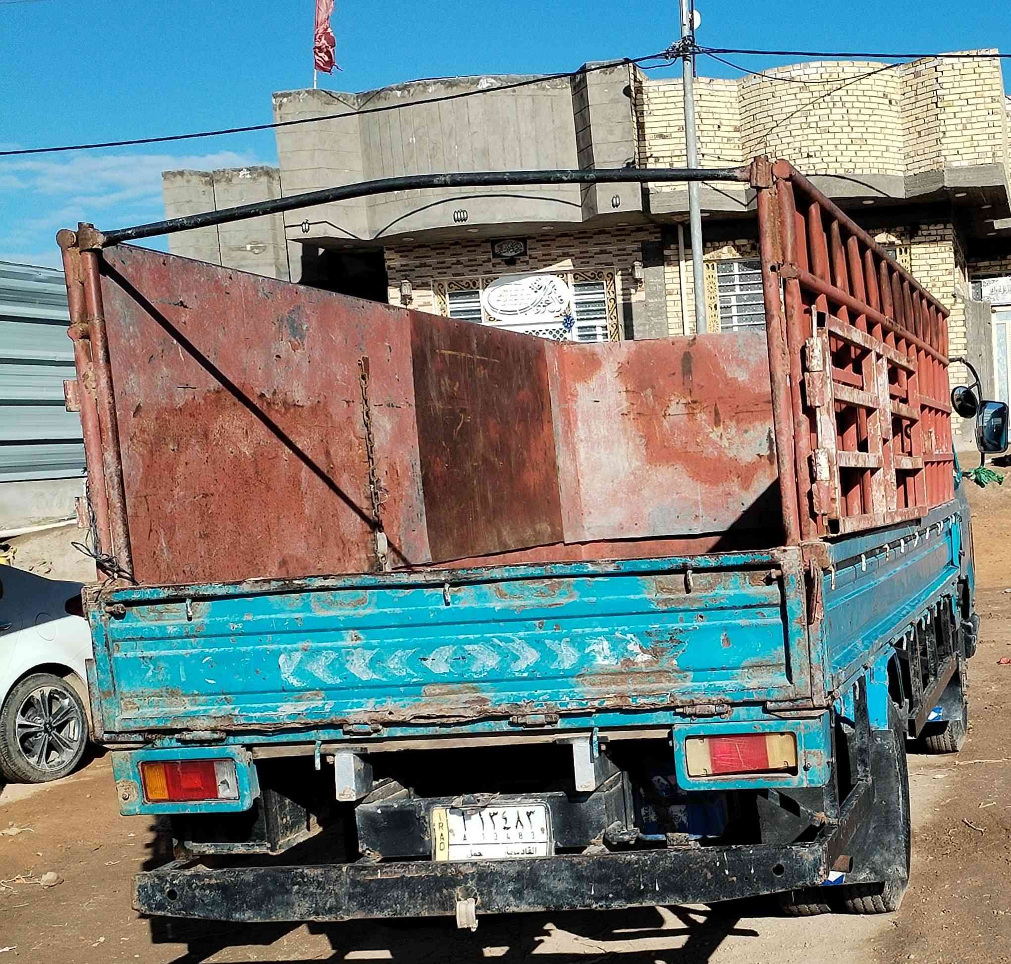 سياره لبيع كيه دانيه مديل ٩٥ سياره جاهزه من كلشي كفاله عامه محافظه الديوانيه قضاء الشاميه ***********
