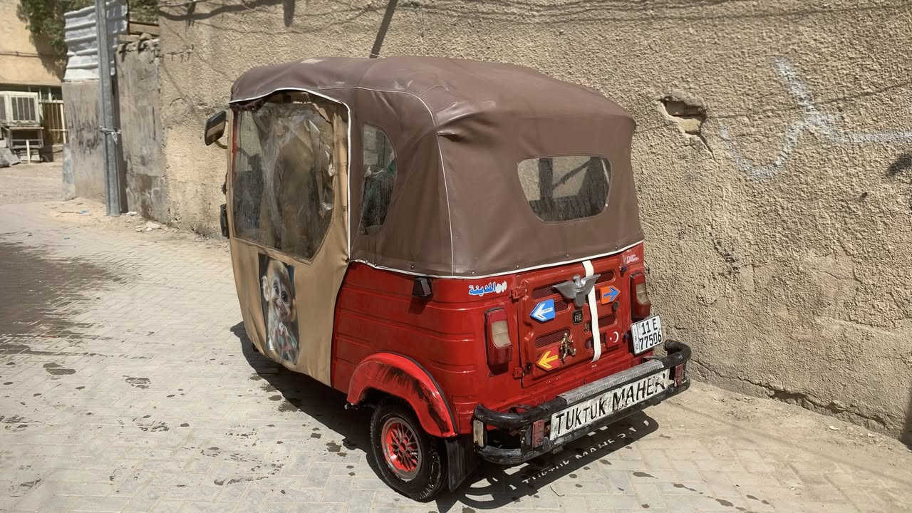 سلام عليكم 

تكتك موديل ٢٠١٧/٩/٢٣ رقم وسنويه بسمي تحويل ثاني يوم تكتك خير من الله مكينه كير اكسل تخم تايرات جديد ابو طلقه اصليات وياهن ويل كب + سفريات كامله مبدل دواسه بس عوزها صبغ وترتيبات كهربائيات شغالات كلهن سعر ٤/٧٠٠ وبيها مجال حك جيه مكاني بغداد مدينه صدر شارع فلاح رقم ***********
