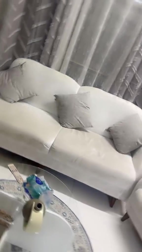 السلام عليكم نص تخم لبيع اي ضرر مابي مع سيت طبلات ويا كوشات ثانية غير هذني  عنوان بغداد ستفسار وتساب ***********
