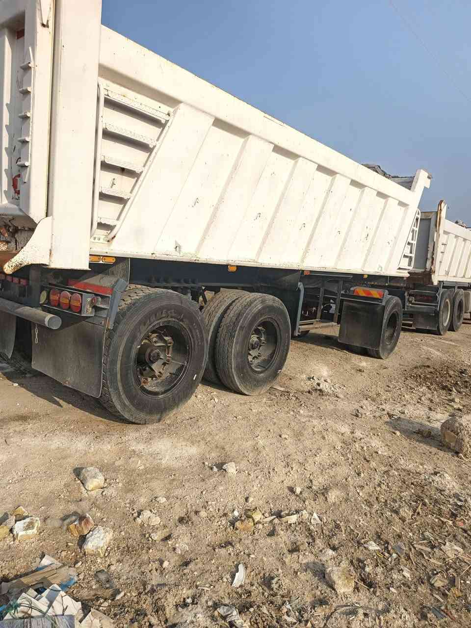 السلام عليكم سكانيه قاطر مقطورق موديل2006رقم بغداد بسمنا مكينه ثمانيه انجكتر مجموعه ام النكي شاصي مكفول كير كوبر السعر 540وبيها مجال مكان ناصرية تصال على***********
