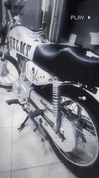 دراجه ايراني تعمير جديد صار 19 يوم معمره البيع سعر 900 وبيها مجال
التصال ***********
