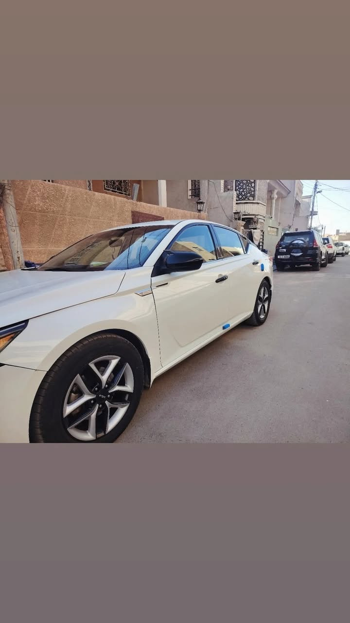 التيما مديل 21 بغداد SR ماشي 50
حافه البنيد معمره فقط السعر 165
رقم ***********
