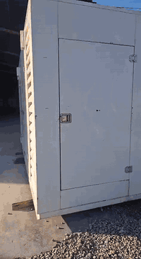 للبيع وحده  300 كتر بلر / والثانيه 100 بيركنز العنوان بغداد الاعضميه الشراي يتفضل خاص *********** واتساب
