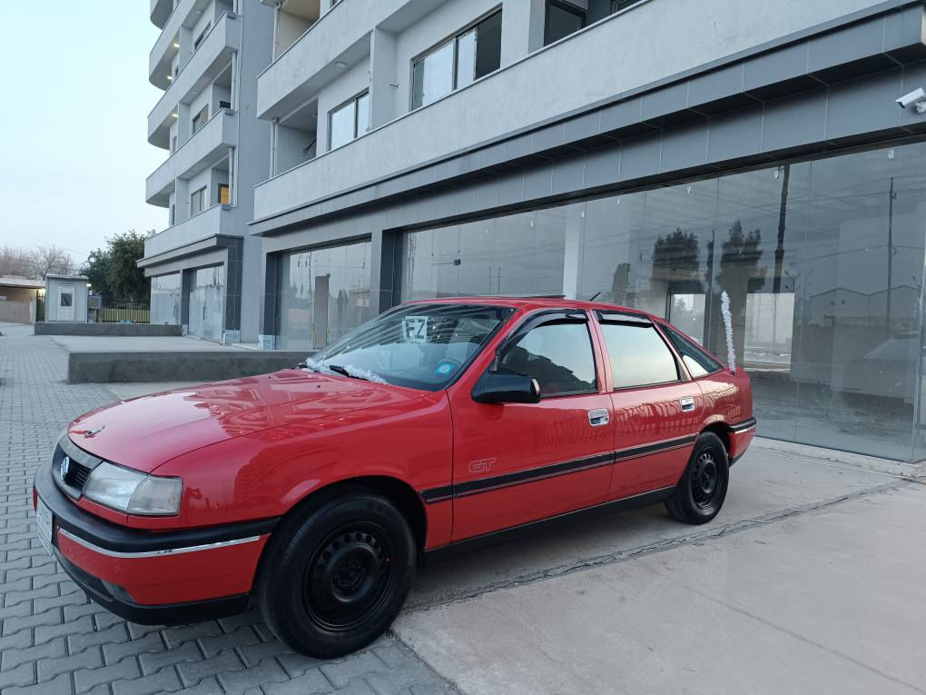 السلام عليكم اخواني أوبل للبيع موديل 1990 سياره جاهز من كل نواحي سياره بدون صبغ بدون ضربة كلشي على وضع شركة سياره احلى من الصور ه حجم محرك 20 دفتر بنزين موجود كير عادي رقم كركوك سياره بسمي شرط تحويل سنويا مشروع وطني لحد 2028وسعر 45 وبي مجال *********** مكان كركوك كركوك, العراق
