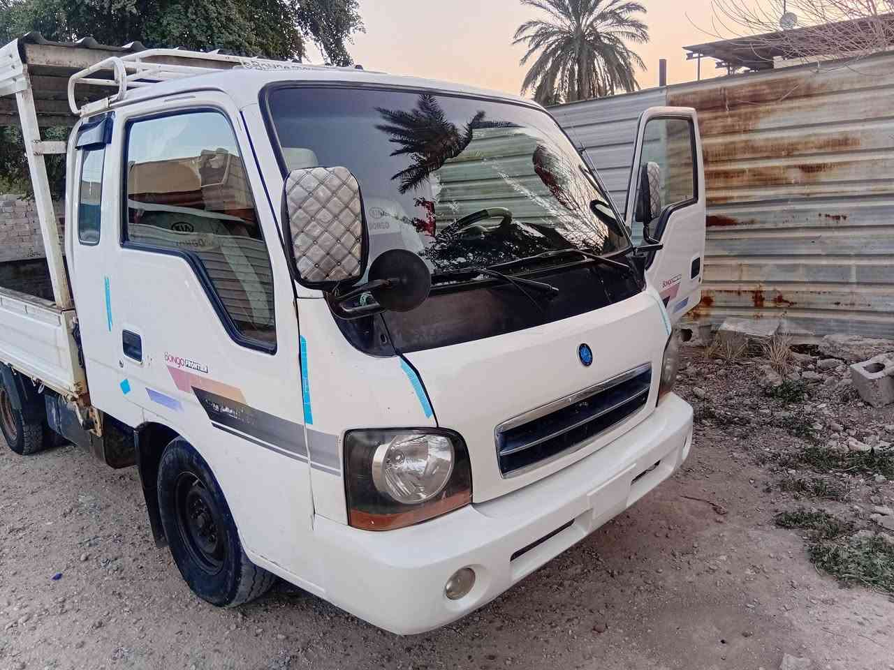 سلام عليكم البيع كيه ام عيون
موديل 2002 رقم ديالى مشروع وطني السعر ٦٥وبيه مجال 
مكان بغداد اليوسفيه رقم الهاتف ***********   ***********
