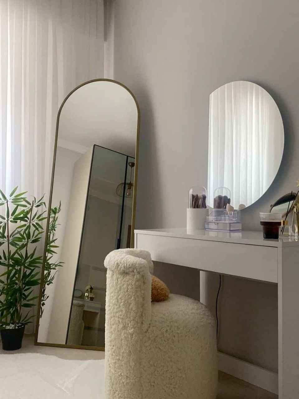 مرايا قياس 50x160 cm 
السعر 33 الف
التوصيل بغداد 5 آلاف 
المحافظات 10 آلاف بغداد, العراق


**إذا كنت صاحب هذا الإعلان وتريد حذفه لأي سبب، رجاءا أرسل رسالة إلى الدعم الفني**