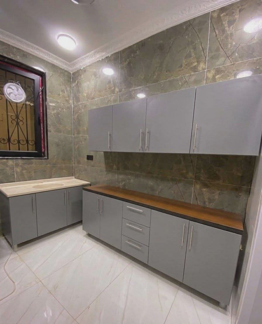 ✨كاونتر mdf 
✨القياس مترتين  ارضي وملحق مع سنك متر و٢٠
✨السعر 275 فقط 
✨✨✨✨✨✨✨✨✨
✨
✨اذا تريد السنك متر ونص اضافه ٢٥ عالسعر 
✨اذا تحب تضيف فاترينا اضافه ٨٥ عالسعر 
✨اذا تحب تضيف مجر واحد اضافه ١٠ عالسعر
✨اذاتريد تضيف تلث مجرات اضافه ٢٥ عالسعر
التوصيل بغداد مجاني


**إذا كنت صاحب هذا الإعلان وتريد حذفه لأي سبب، رجاءا أرسل رسالة إلى الدعم الفني**