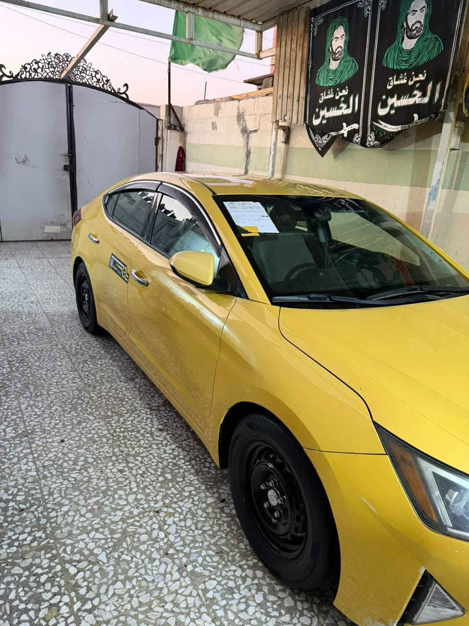 سلام عليكم 
النترا 2019 للبيع  فقط 
الرقم بغداد الجديد 
منظومة بانزين وغاز 
ماشية 104317 الف
سيارة جاهزة كير ايتي  ومكينة مكفولة
لايت زنون 
الضربة چاملق امامي صفحة السائق 
منظومة  تبريد جديدة 
السبارة بامسي تحويل ثاني يوم 
السعر 135 بيه مجال قليل
***********
الموقع بغداد
