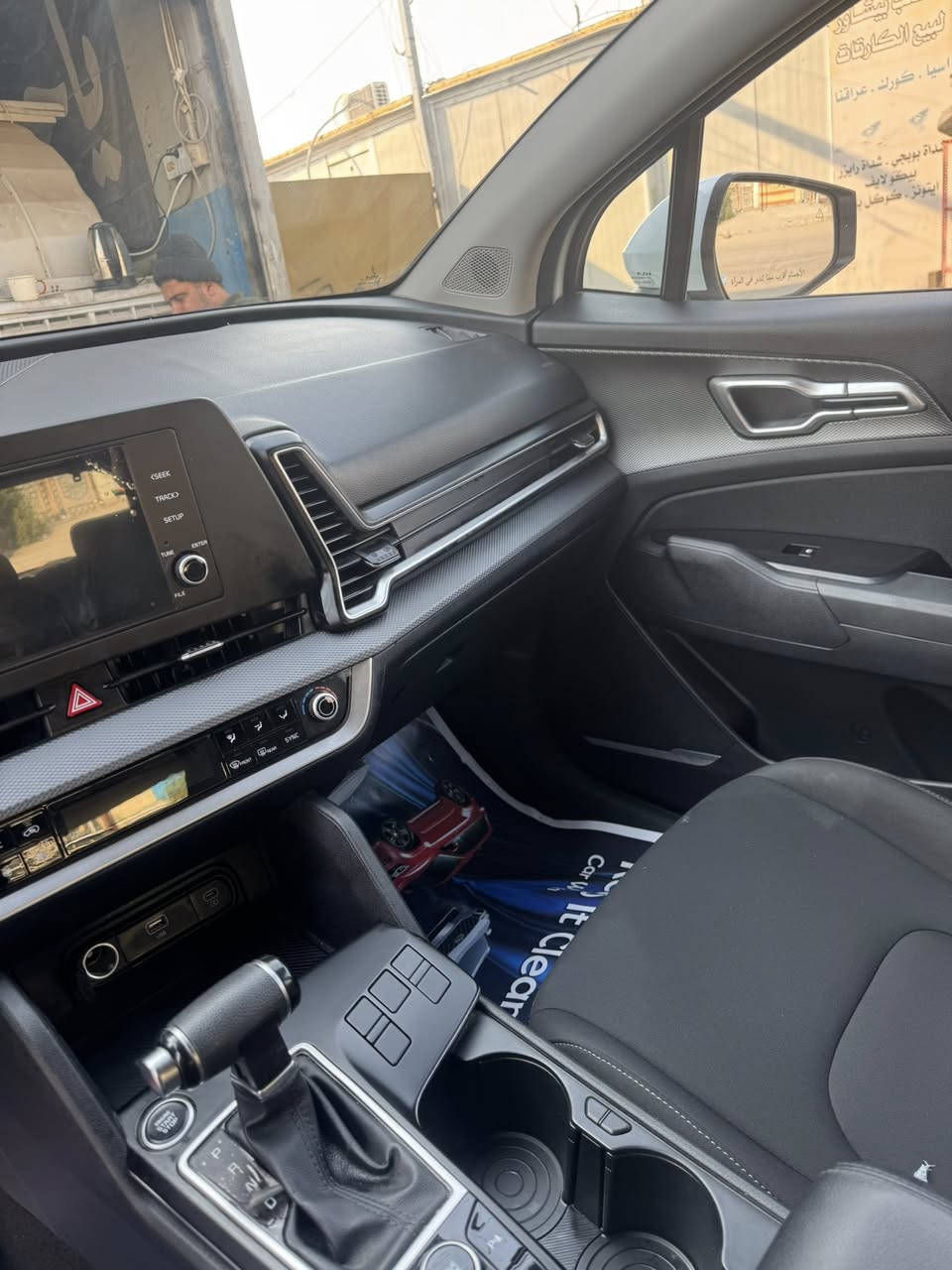 سبورتج خليجي وكالة نيم موديل 2024 ماشية 27 الف جديدة بمعنى الكلمة على ايدي من الزيرو مكفولة من الصبغ والبارد والشخط 
بصمة وتشغيل عن بعد 
اشاير بالمري 
رادار جانبي 
4 انضمة قيادة 
ايكو سبورت منحدرات 
عادي 
تحكم جهتين ومثبت سرعة حساسات 
السيارة مكفولة كفالة عامة 
السعر 218 وبيها مجال بسيط 
مكان السيارة بغداد بجميلة 
***********
