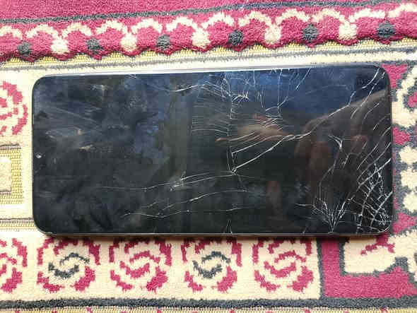 سلام عليكم جهاز انفكس هوت 30 i
للبيع ذاكره 128 جهازل شغال وكلشي مابي فقط الشاشه بيه فطور سعره 40 وبي مجال ***********
