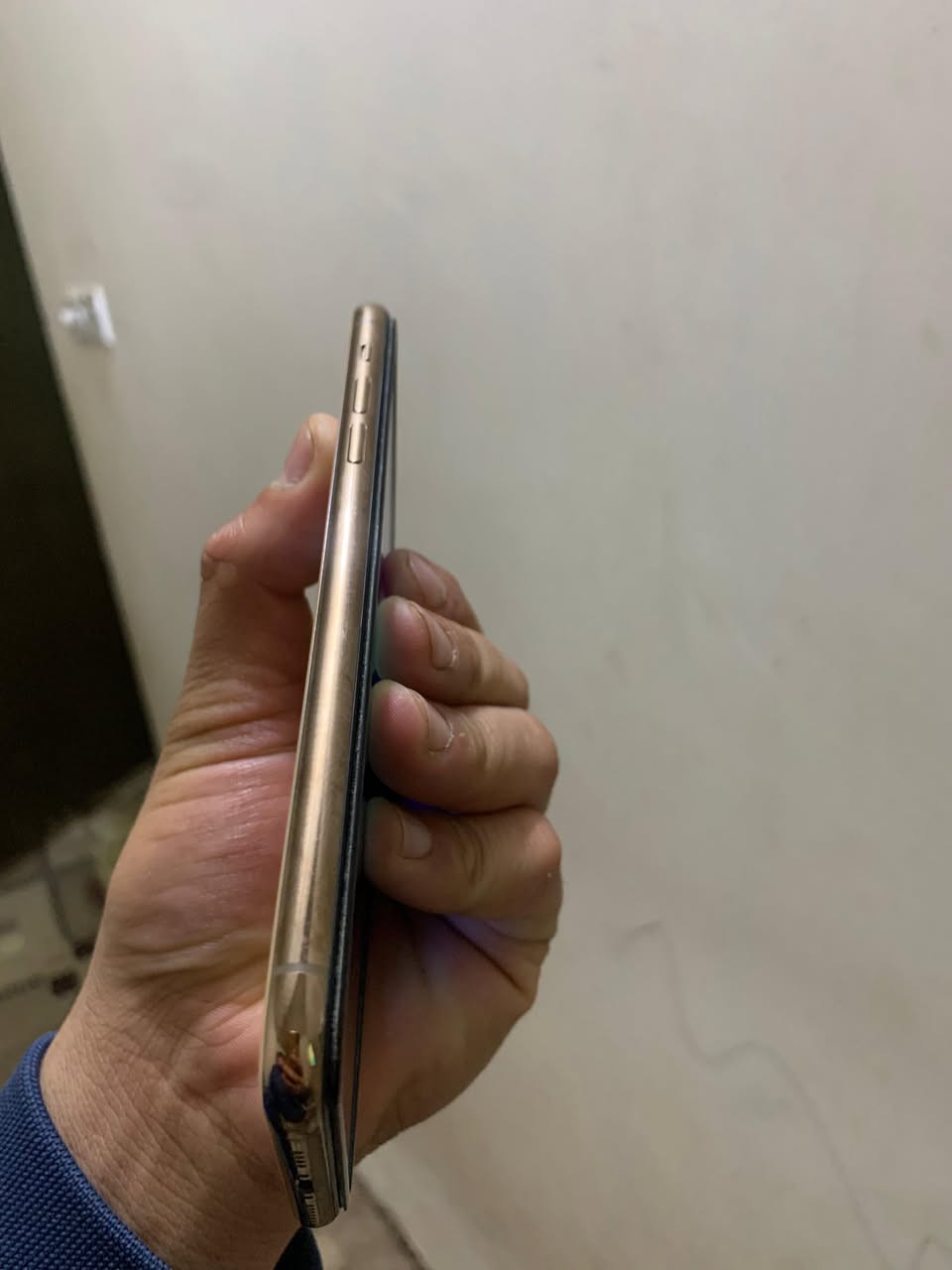 ايفون ١١ برو ماكس ذاكره ٢٥٦ جهاز نضافه ١٠٠ بلادي ممفتوح شخط مبي بطاريه ٧٥ وشرط بشحن يخبل اطيك سعر ٣٧٥ وبي مجال لشراي مو شراي لتعلق شعدك مراوس نزل ***********
