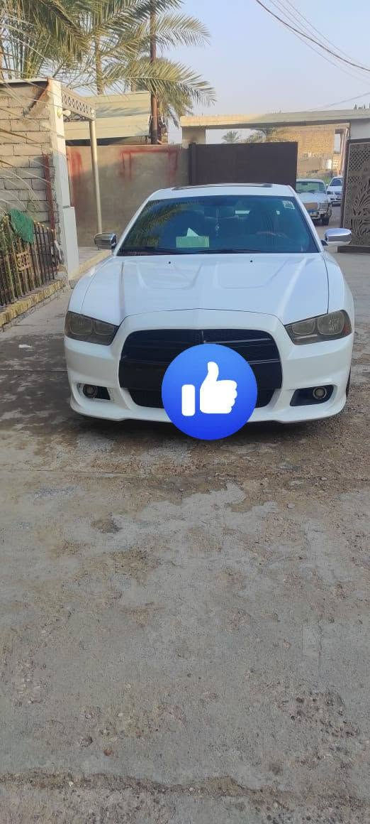 السلام عليكم للبيع جارجر كنديه 12 ماشيه 180 ميل رقم بغداد انكليزي بأسمي السونار وي الصور
 المواصفات
 شاشه كبيره 
كير طياره 
فتحه
 كامره رادار 
هوايه مواصفات 
السياره مال جناي ماعايزه برغي السعر 150 وبيهه مجال المكان سوق الشيوك قضاء الكرمه للاستفسار ***********بي واتساب
